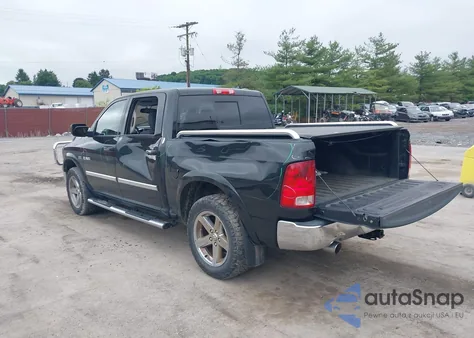 2010 Dodge Ram 1500 Slt/Sport/Trx z USA, uszkodzony, nr VIN 1D7RV1CT6AS261360